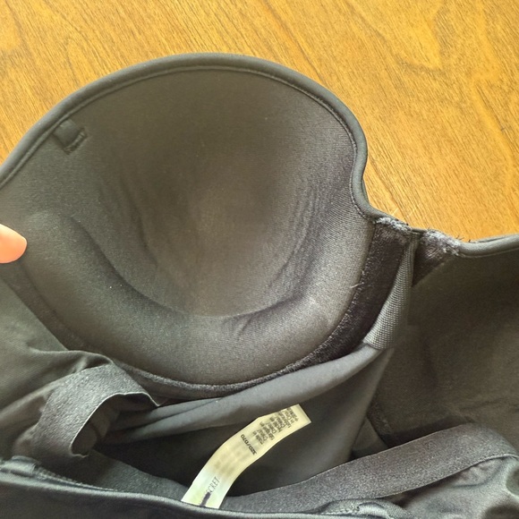 Victoria's Secret Ruched Underwire Push-Up Black Bandeau Swim Top Tankini - Picture 6 of 8